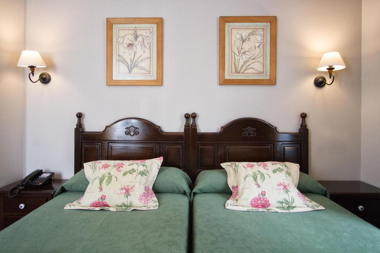 Hotel El Repelao Ковадонга Екстериор снимка