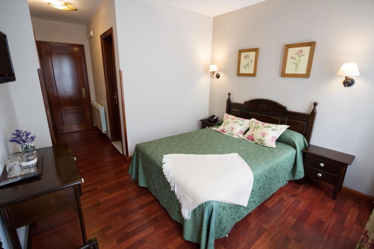 Hotel El Repelao Ковадонга Екстериор снимка