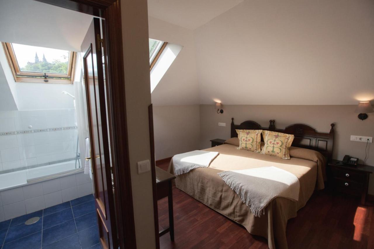 Hotel El Repelao Ковадонга Екстериор снимка