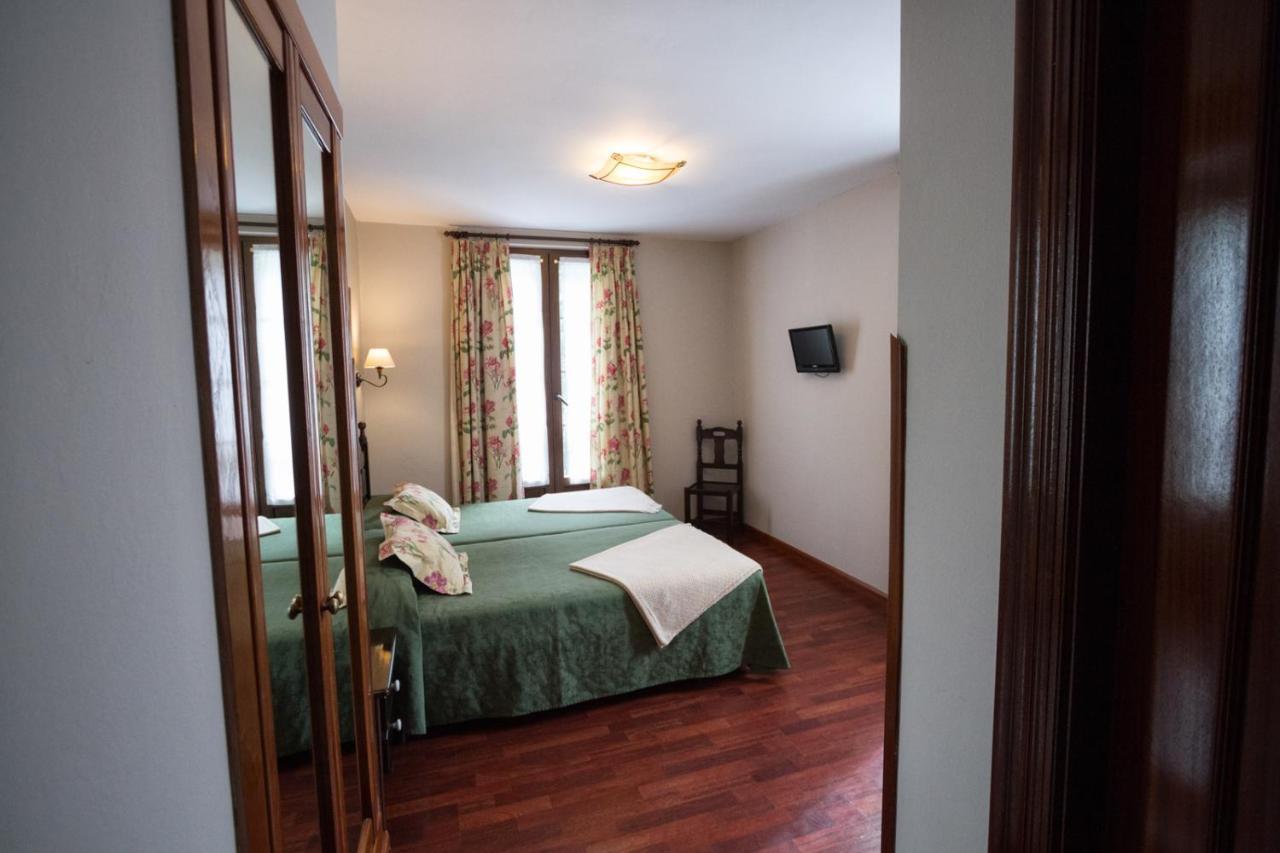 Hotel El Repelao Ковадонга Екстериор снимка